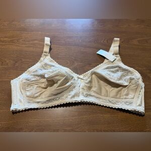 K-Mart Floral Lace Bra Beige No Wire Kmart Pink NWT Size 44D Vintage #4